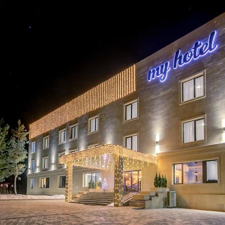 My Hotel Karakol Buitenkant foto